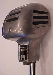 LE MICROPHONE 