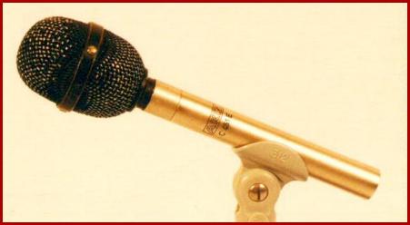 LE MICROPHONE 