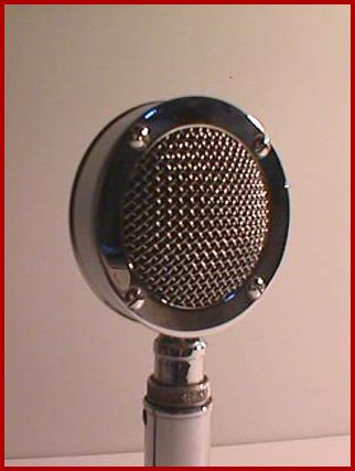 LE MICROPHONE 