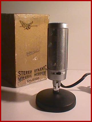 LE MICROPHONE 