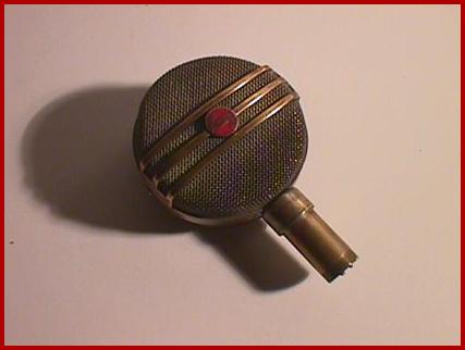 LE MICROPHONE 