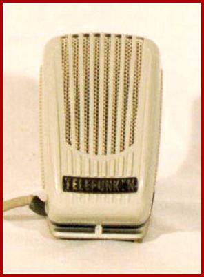 LE MICROPHONE 